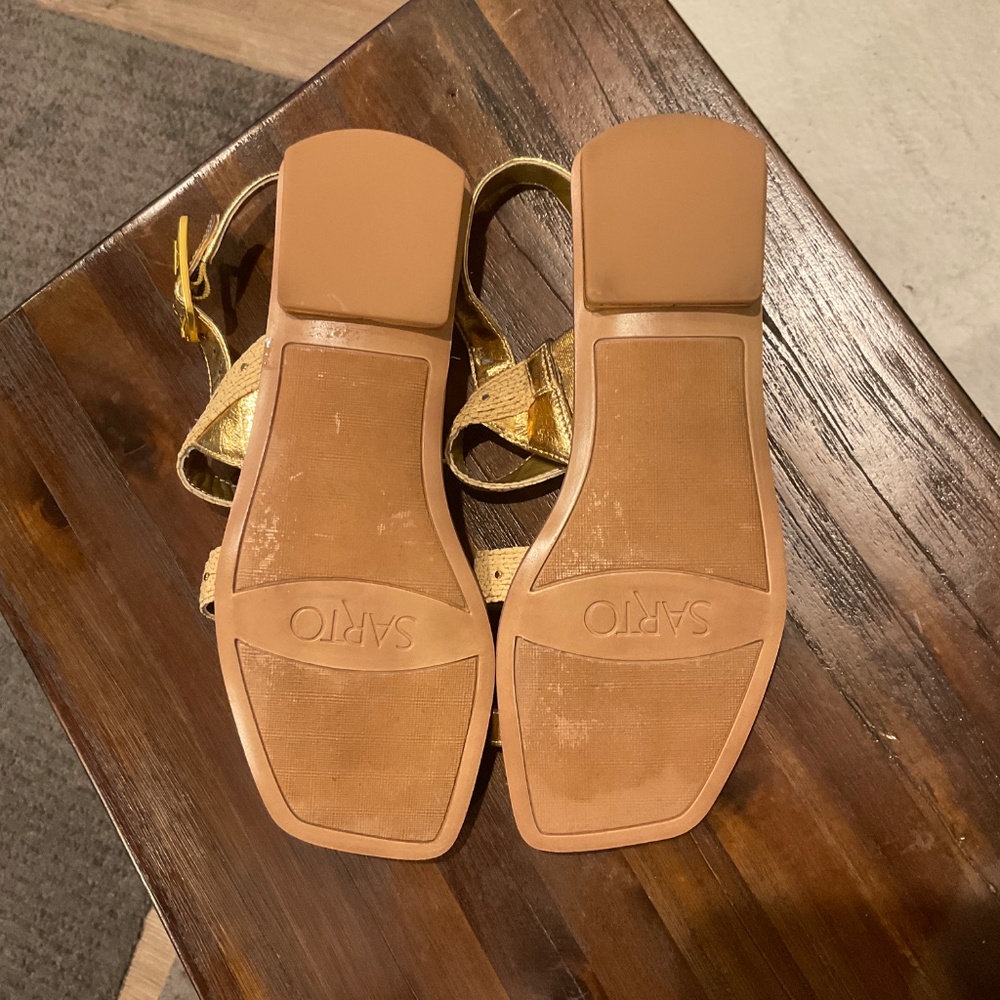 SARTO By Franco Sarto Gold Sandals - Picture 6 of 7
